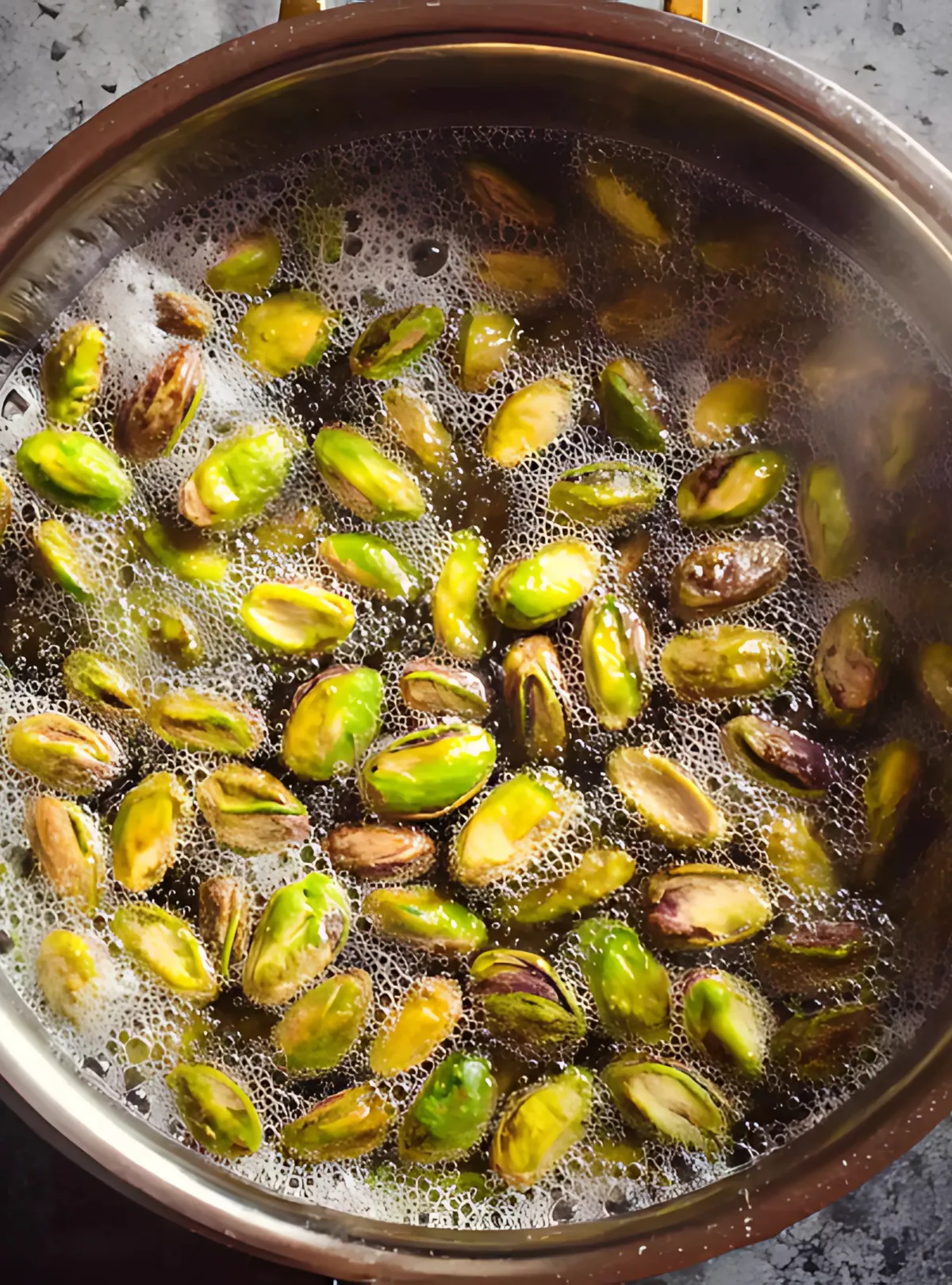 Boiling pistachios