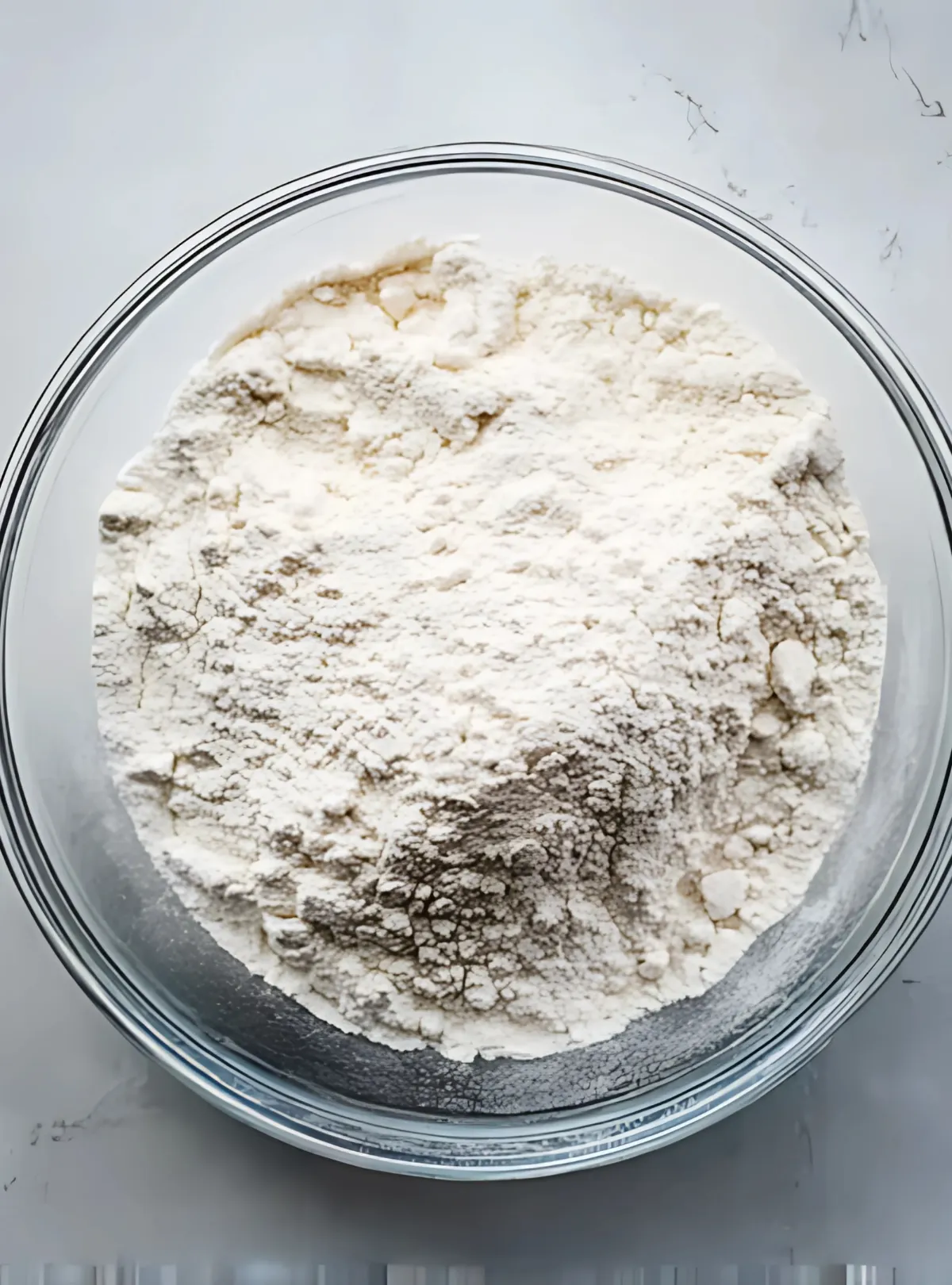 flour in glass bowl