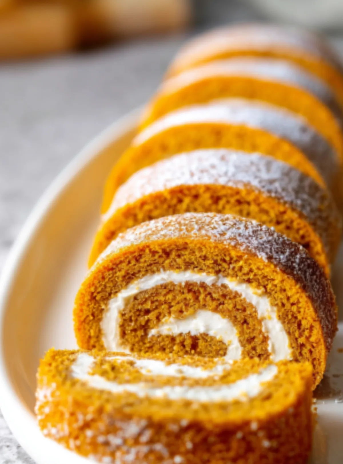 Pumpkin roll slices sugar