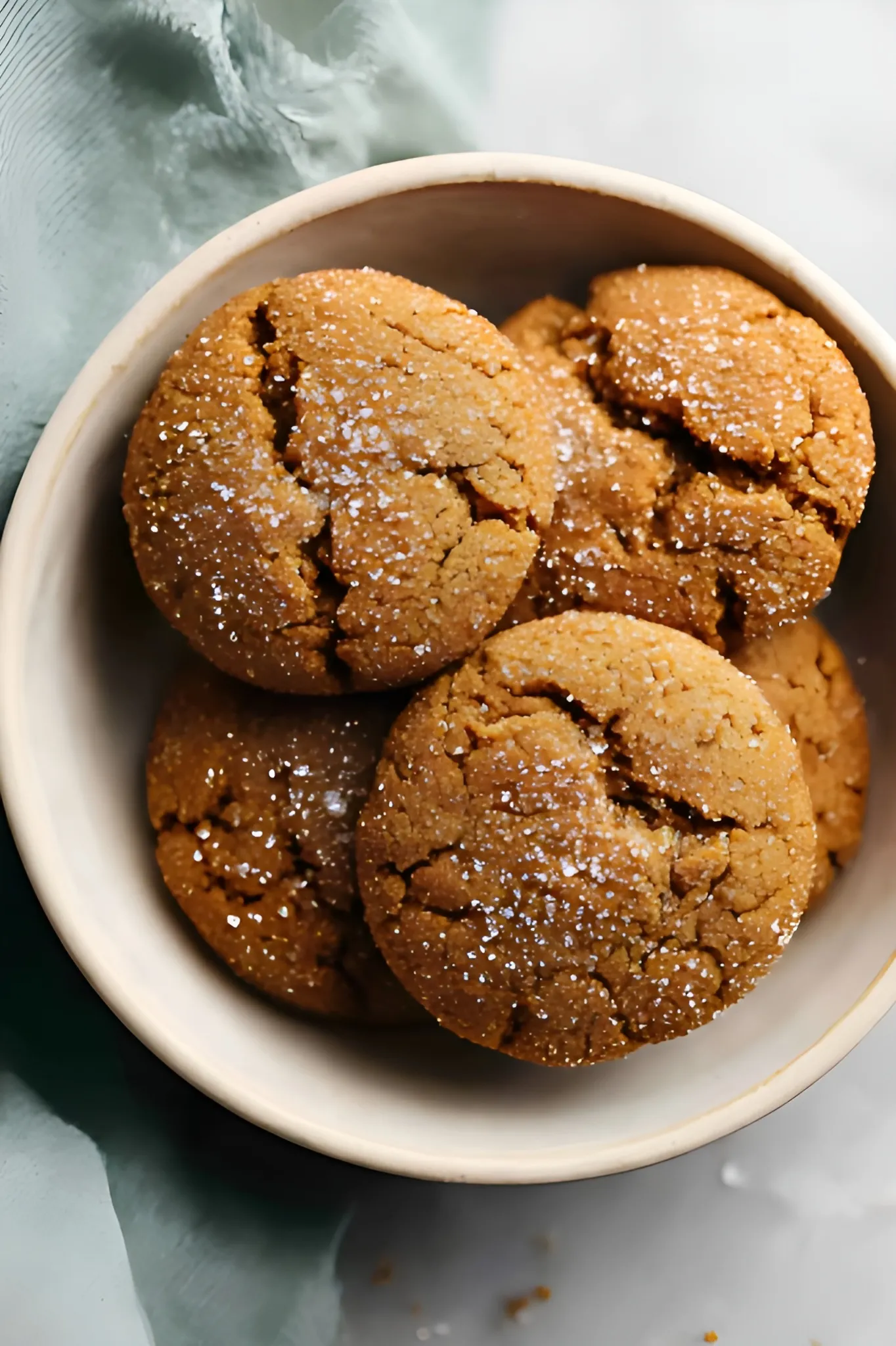 pumpkin spice cookies in bowl