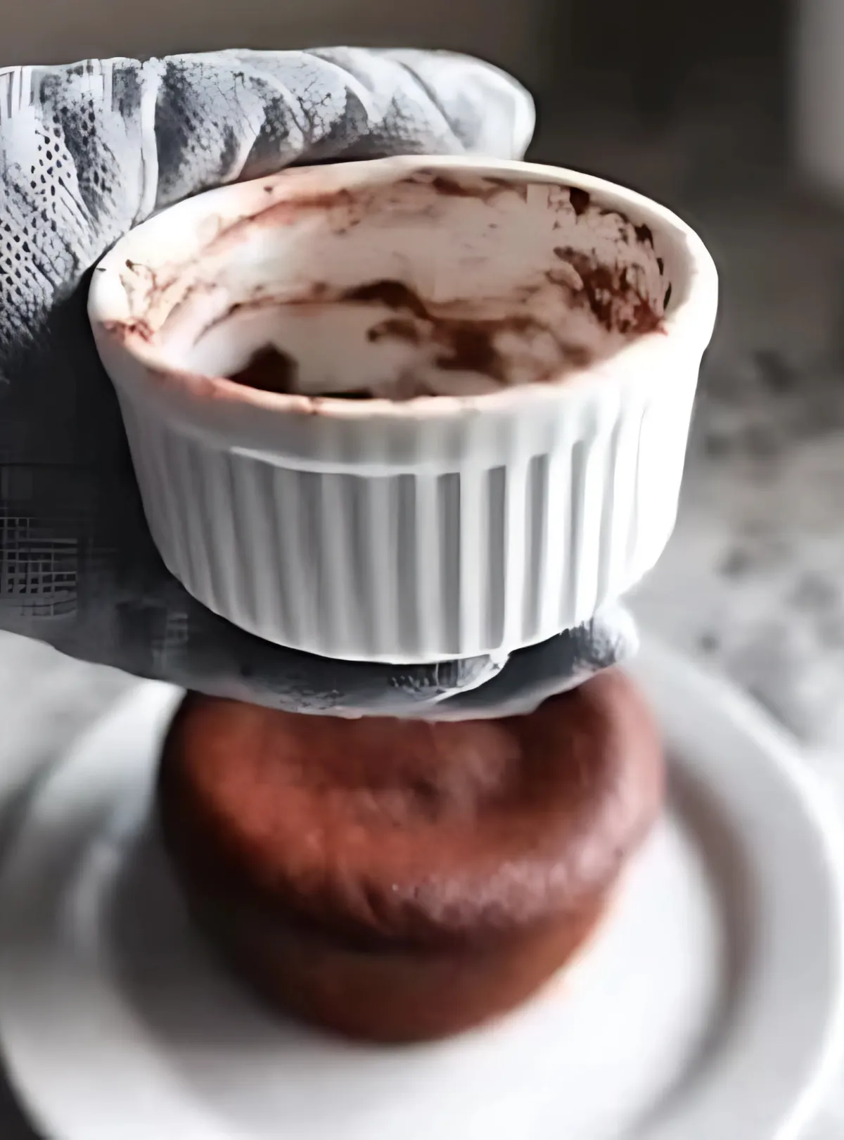 unmolding cake from ramekin