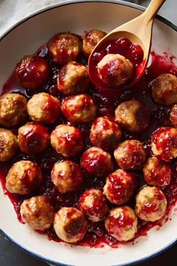 Cranberry glazed turkey meatballs