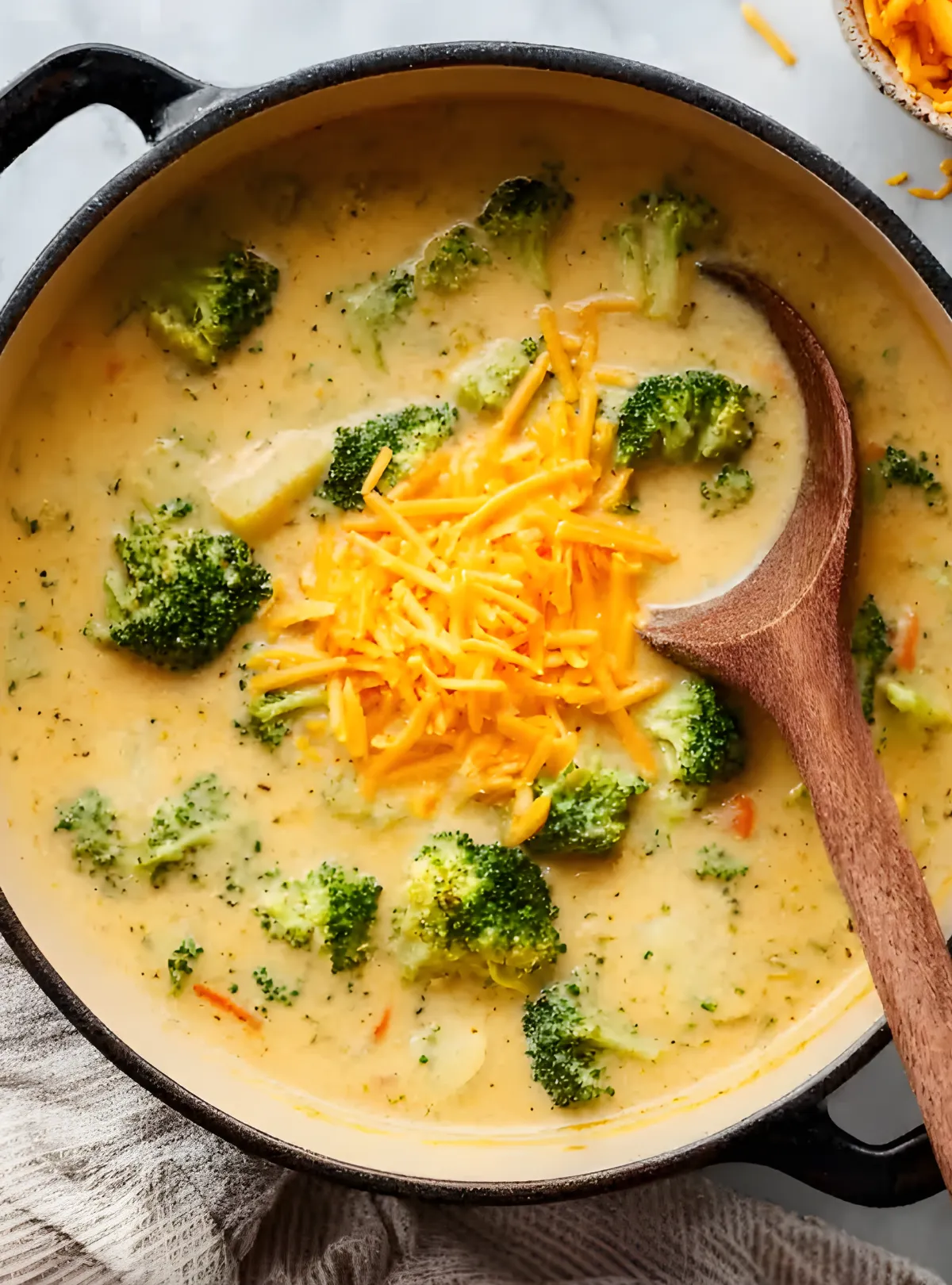 broccoli cheddar soup dutch oven