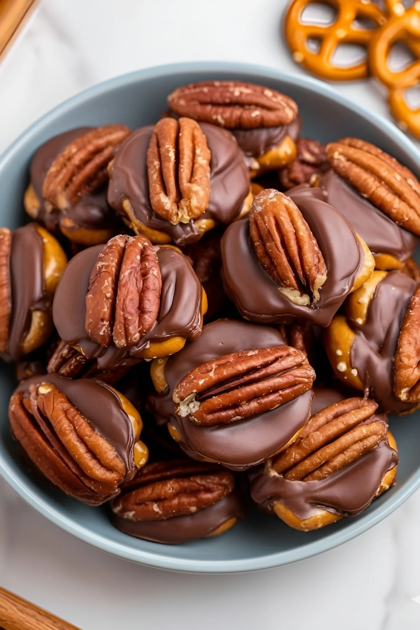 pretzel pecan treats