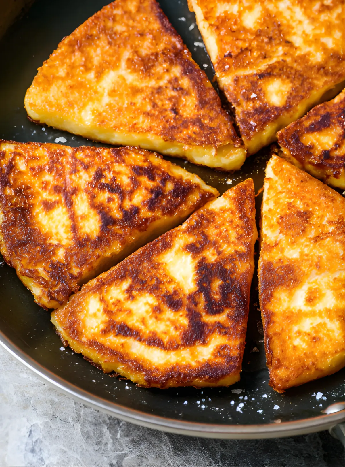 Crispy potato farls skillet
