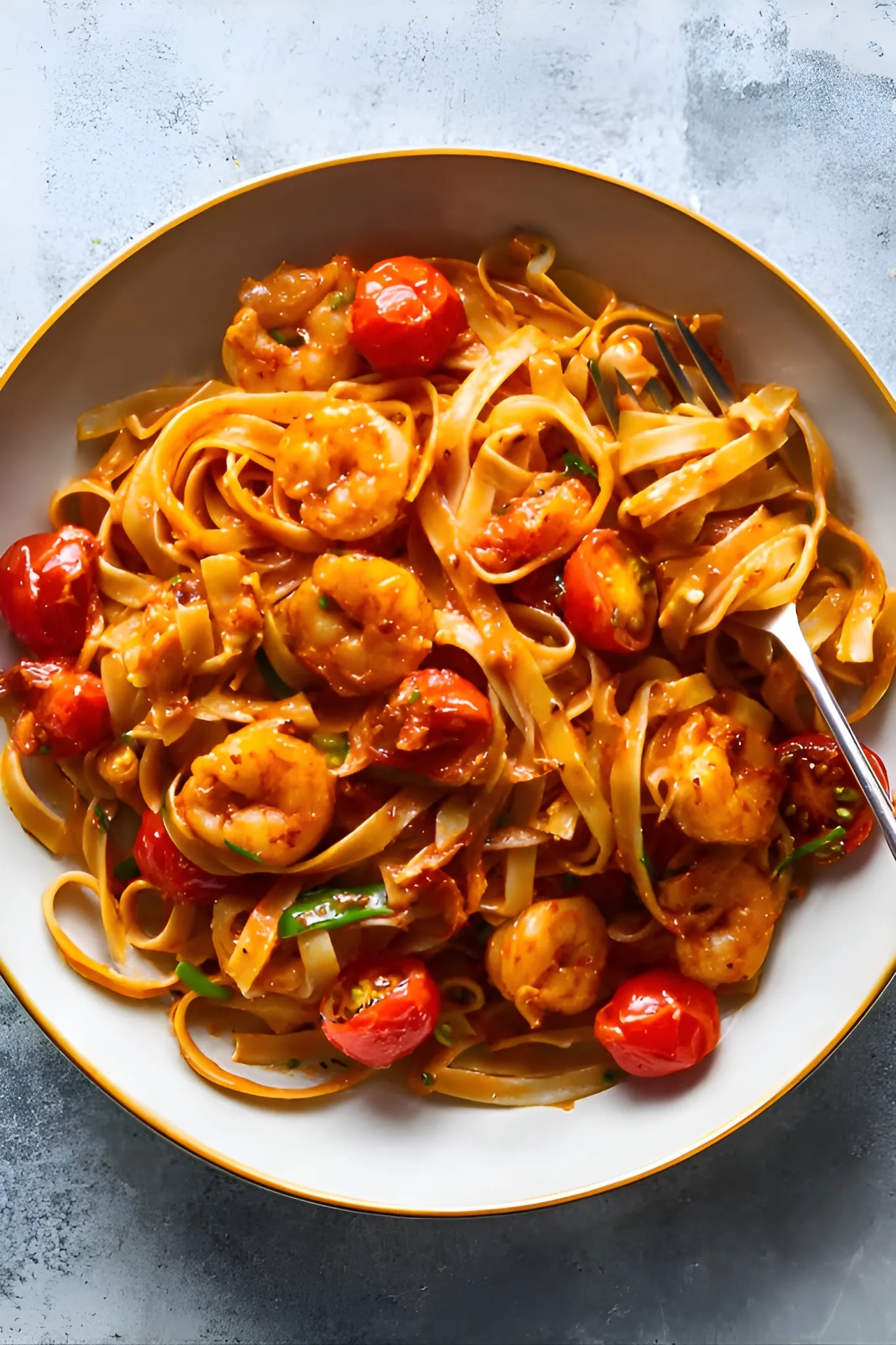 Gochujang shrimp pasta