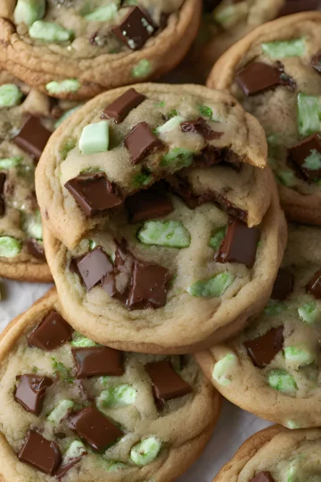 Mint chocolate chip cookies