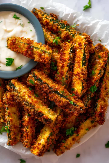 Crispy zucchini fries
